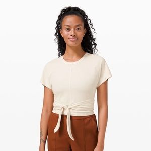 Lululemon It’s A Tie Tee size 4